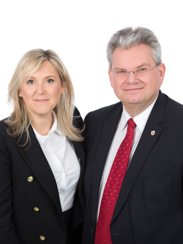 Bürgermeisterin mit Finanzstadtrat
